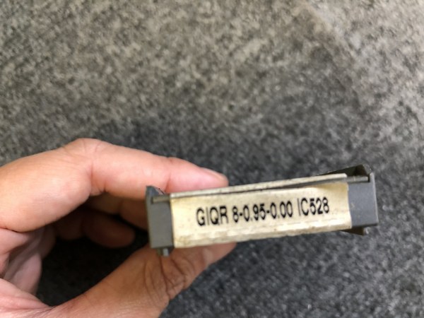 中古Cutting Exchange Chip [チップ]GIQR8-0.95-0.00IC528 イスカル/ISCAR