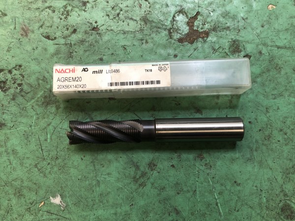 中古Tapered end mills (Ball・Square) 【4枚刃/スクエア/テーパーエンドミル】φ25x2°（TE-4） S＆K