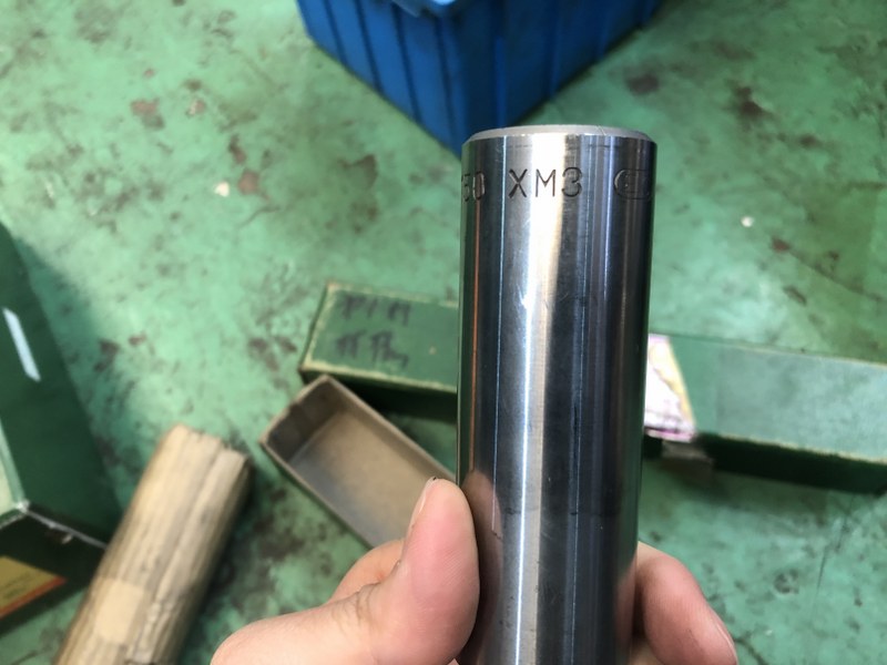 中古エンドミル [スクェアエンドミル]30ｘ150 E.C　NIPPON　TOOL