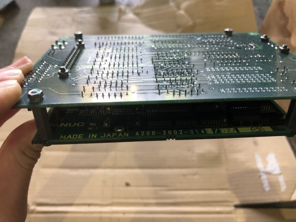 中古Special deals・Set etc 【コントロールボード】A20B-2002-014 HITACHI SEIKI