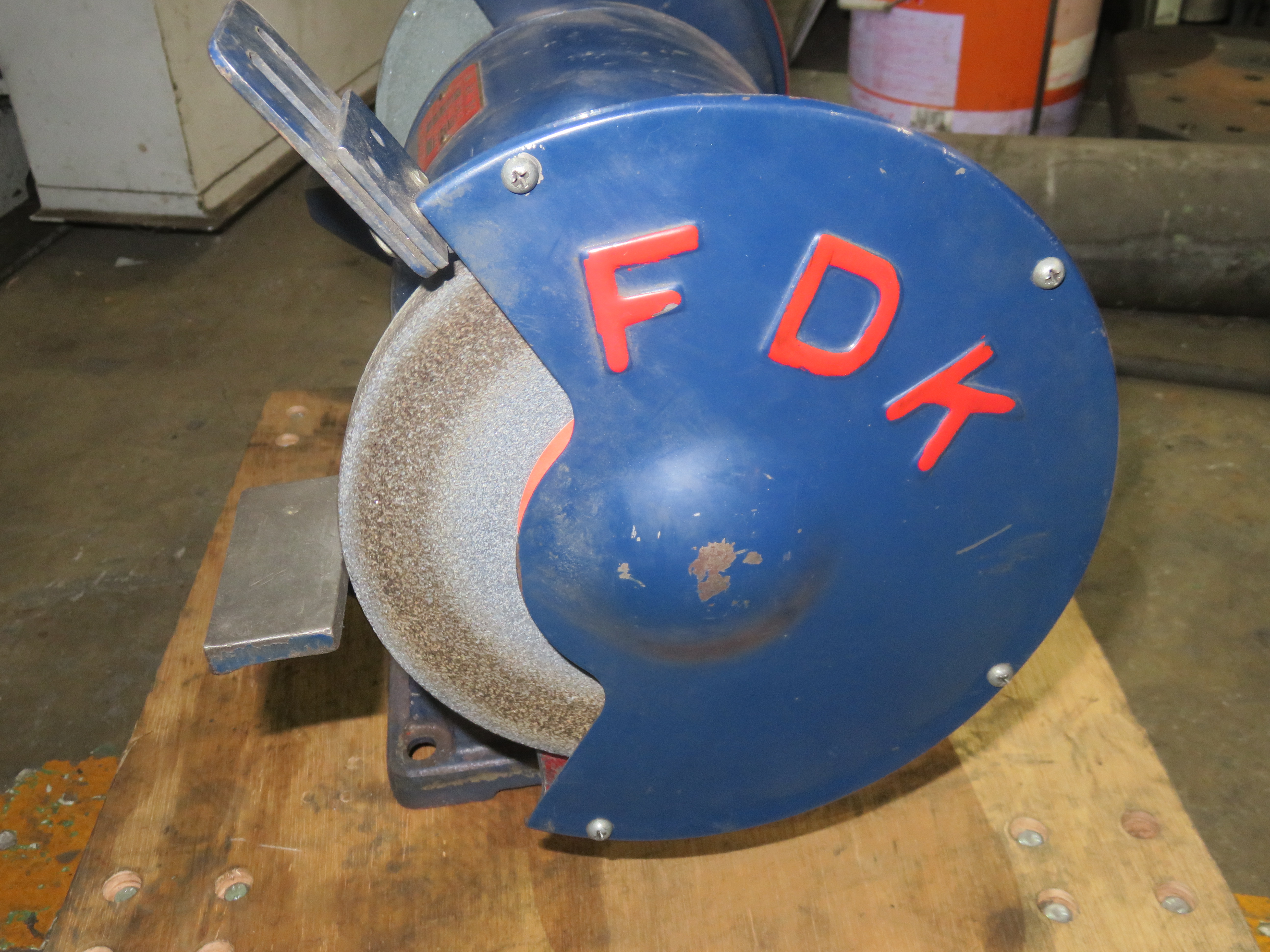 中古その他鈑金機械 【卓上両頭グラインダー】BG-1 富士電機 /FDK