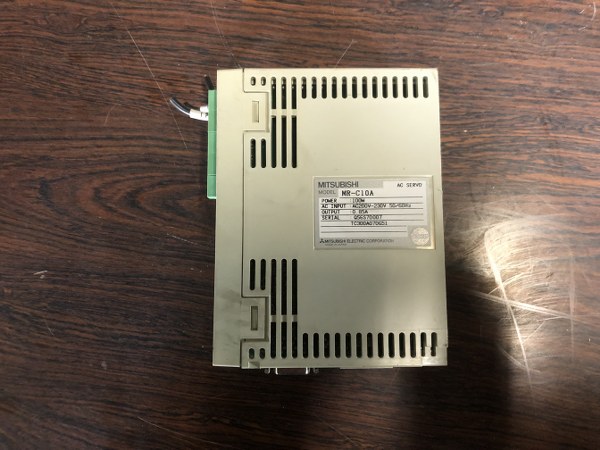 中古Special deals・Set etc 【サーボアンプ】MR-C10A 三菱/MITSUBISHI