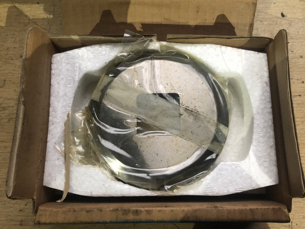 中古Die [タレパン金型（ダイ）]38.40x38.40 アマダ/AMADA