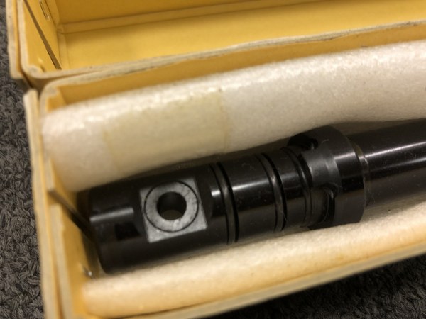 中古Tooling [メガシンクロタッピングホルダー]MGT6-M3-100   BIG/ビッグ