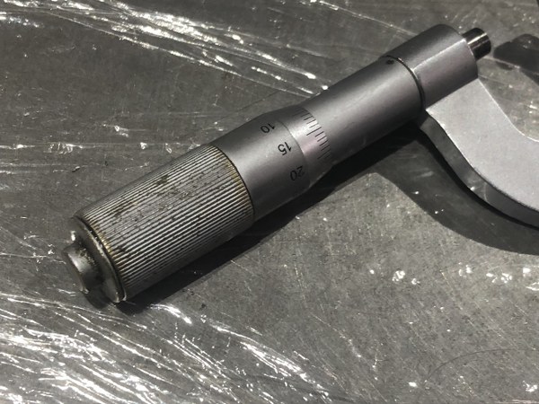 中古外側マイクロメーター [外側マイクロメーター]0～25mm ミツトヨ/Mitutoyo