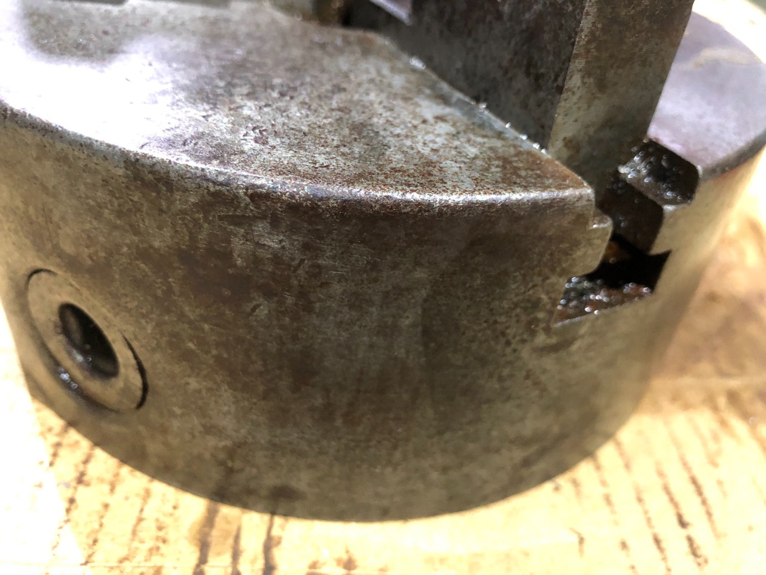 中古Scroll chuck 3爪チャック（スクロールチャック）φ160mm 不明