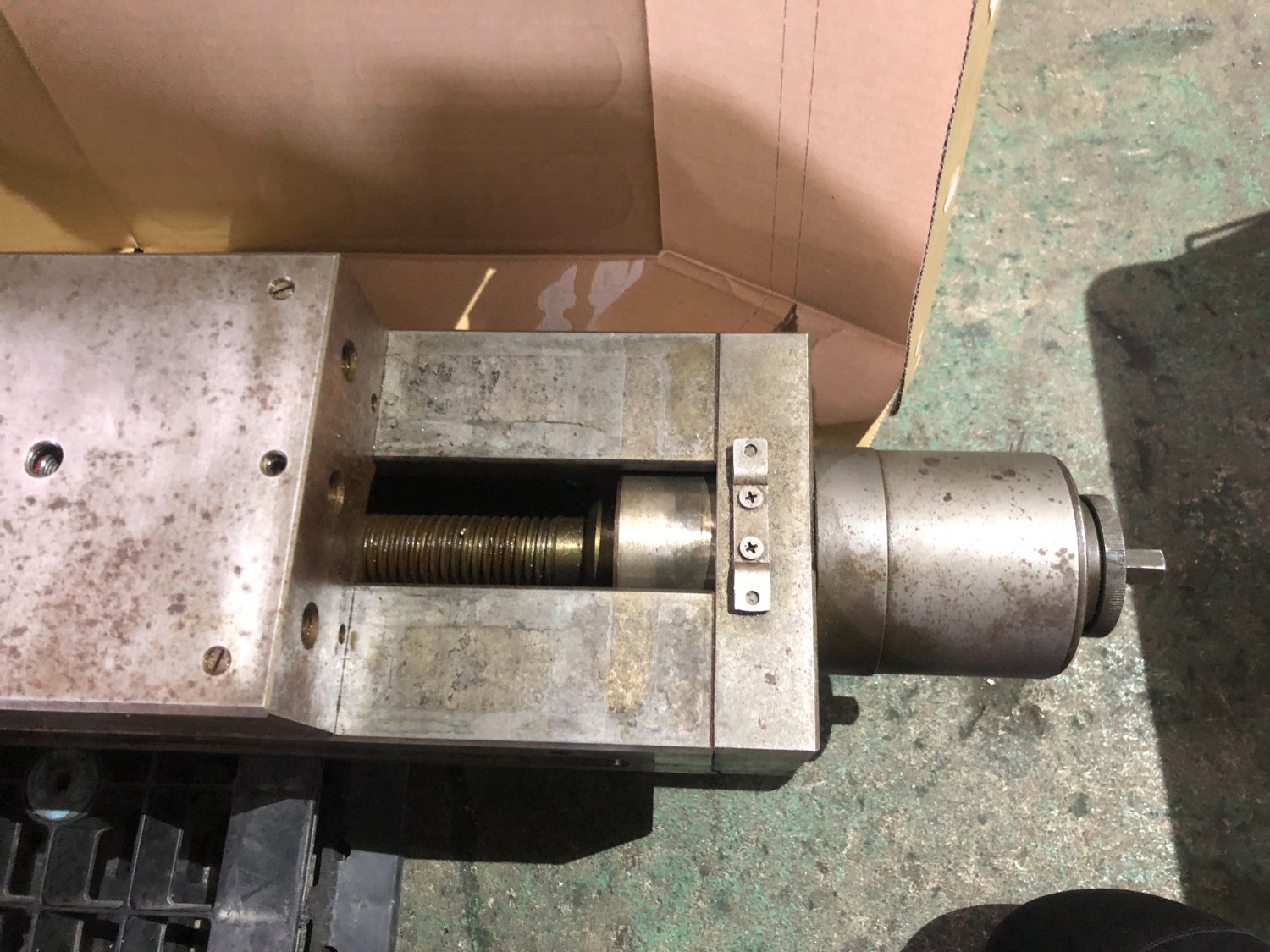 中古油圧バイス ロックタイトFAクイックONEバイスFA VISE 150 ERON
