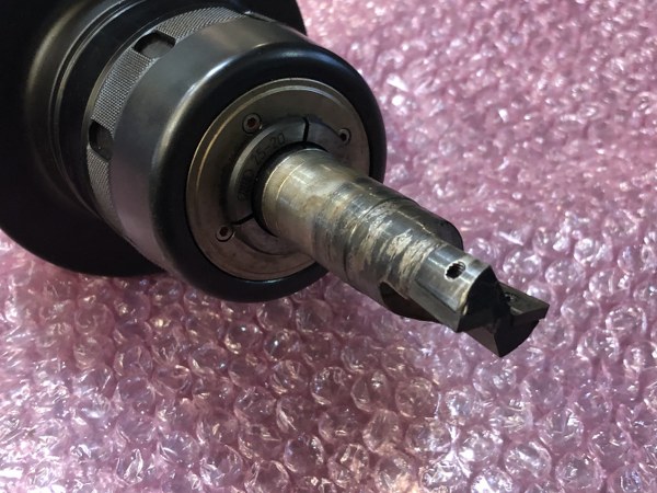 中古BT50 【BT50】BT50-HMC25-105 BIG/ビッグ