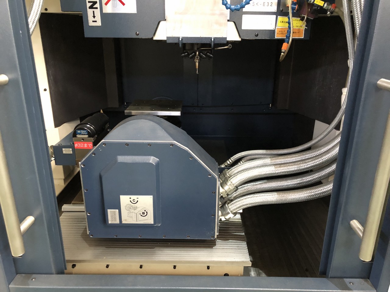 中古5軸マシニングセンタ YMC-430 Ver.Ⅱ 安田