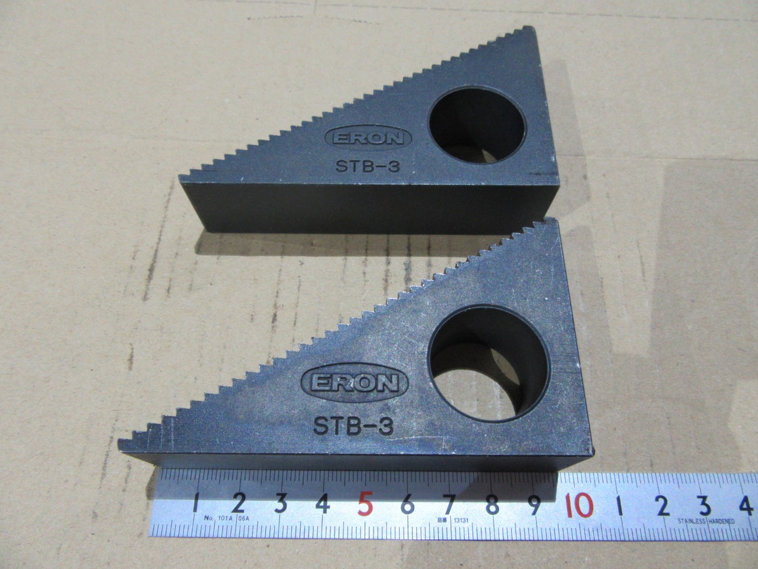 中古その他クランプ治具 ステップブロック2個 STB-3  ナベヤ