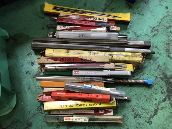 中古Special deals・Set etc 「切削工具1山」12kg 様々
