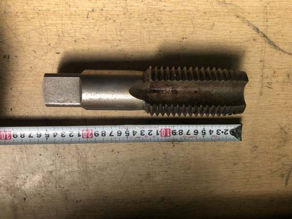 中古タップ 【タップ】40ｘ6.0 NTK