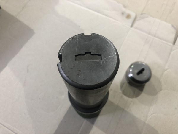 中古ロング 【タレパン金型（ロング/セット）】イケイ6.9ｘ19.8（パンチ）/イケイ6.9ｘ19.8　Ｃ＝0.2（ダイ） コニック/Conic