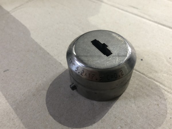 中古ロング 【タレパン金型（ロング/セット）】イケイ5.2ｘ17.3（パンチ）/ イケイ5.2ｘ17.3　Ｃ＝0.2（ダイ コニック/Conic
