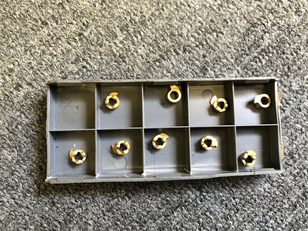 中古インサート（チップ） [チップ]GIQR8-0.95-0.00IC528 イスカル/ISCAR