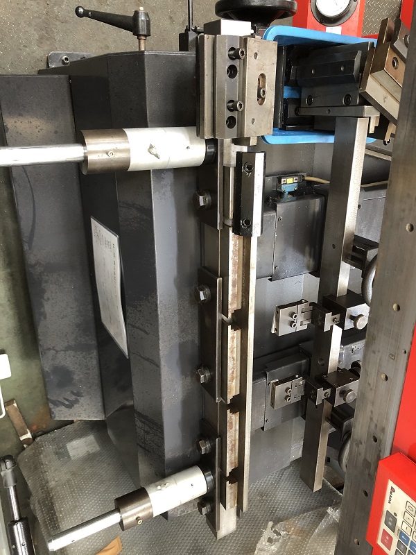 中古Hydraulic Press Brake RG-50S 