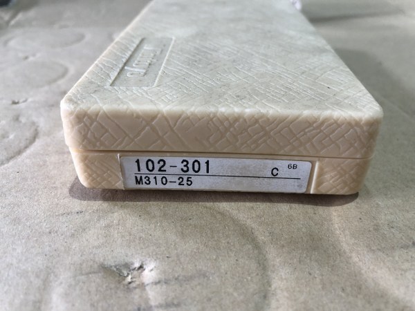 中古Outside micrometer 【外側マイクロメーター】102-301　M310-25 ミツトヨ/Mitutoyo