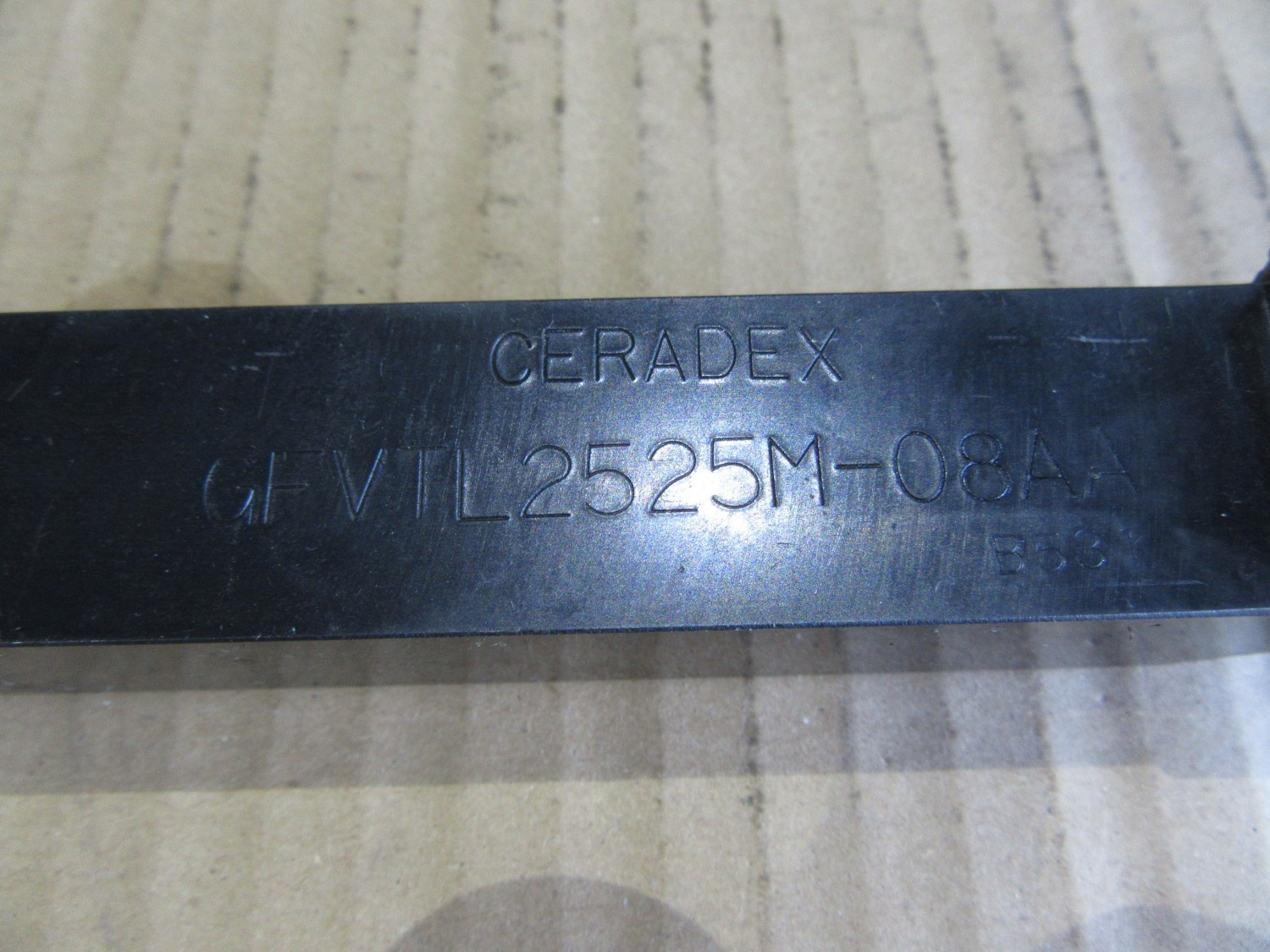 中古その他 バイト GFVTL2525M-08AA　 CERADEX　