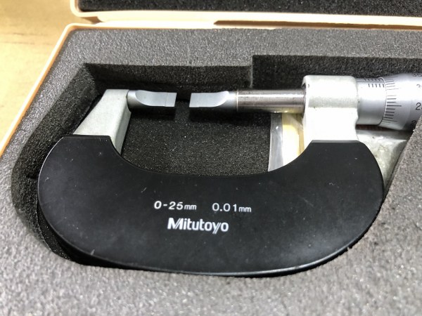 中古Micrometer 「ブレードマイクロメーター」122-111 (BLM-25/.4T) ミツトヨ/Mitutoyo