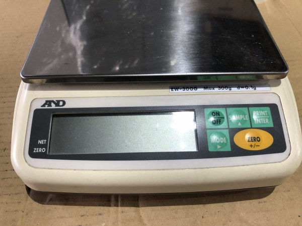 中古その他測定工具・基準器・試験機 汎用上皿電子天秤　EW-300G A＆D