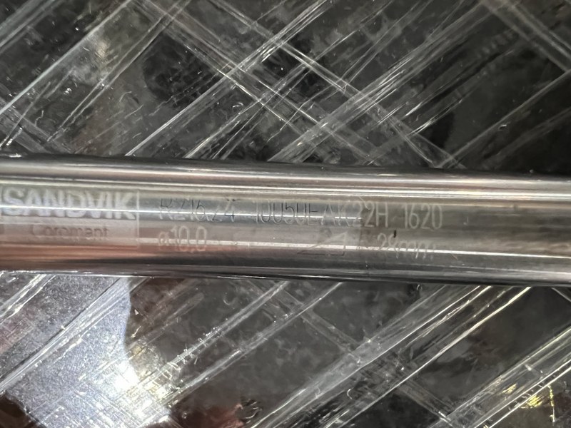中古Other end mill 【コロミルプルーラ】R216.24-10050EAK22H 1620 SANDVIK/サンドビック