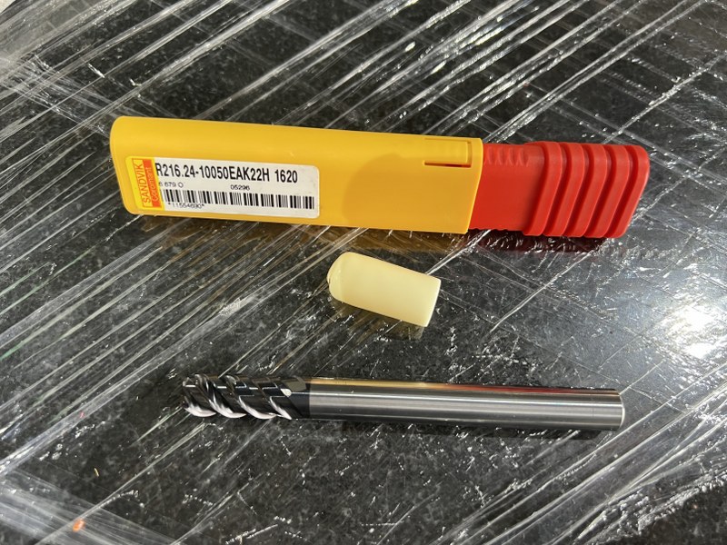 中古Other end mill 【コロミルプルーラ】R216.24-10050EAK22H 1620 SANDVIK/サンドビック