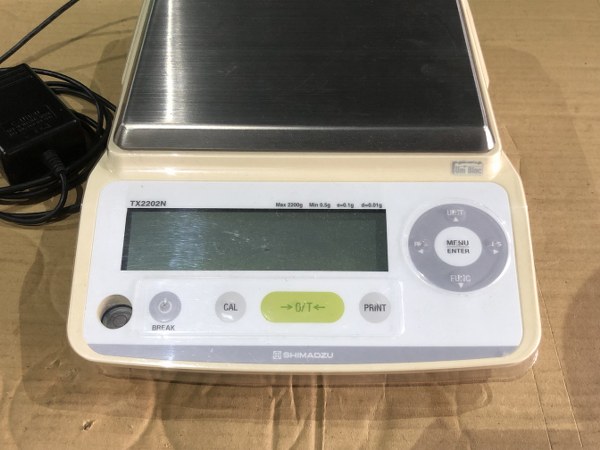中古その他測定工具・基準器・試験機 【電子天びん】TX2202N (株)島津製作所