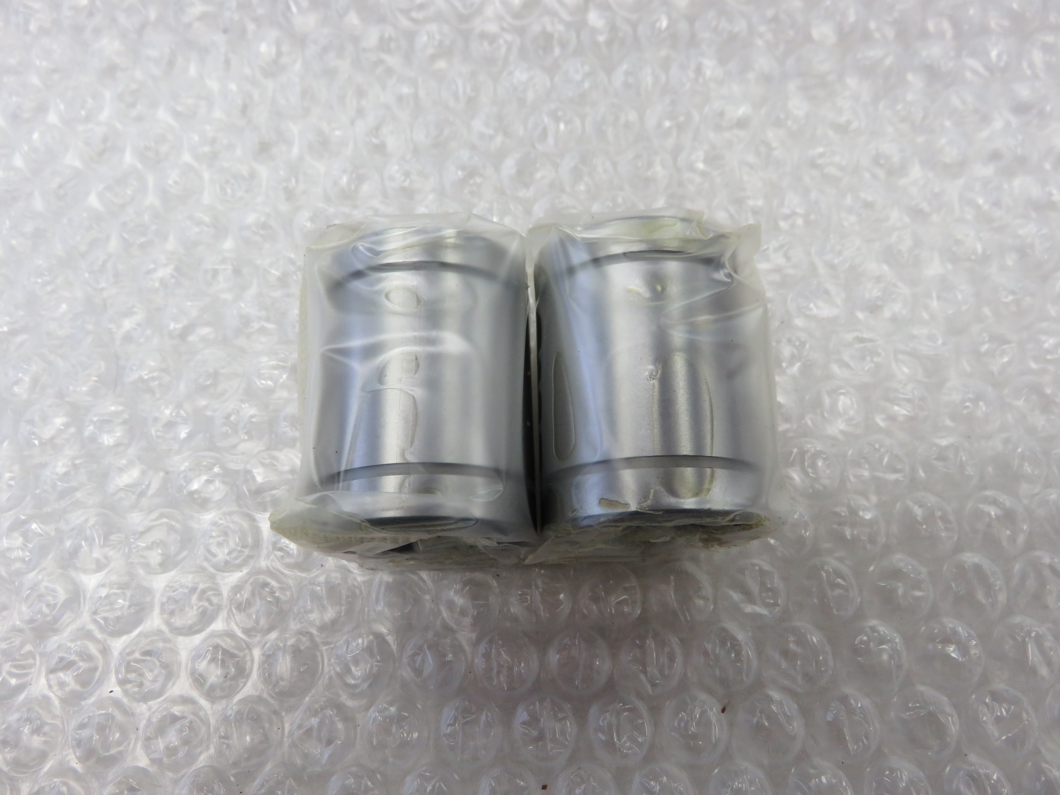 中古工具 【リニアブッシュ】LM20UU THK
