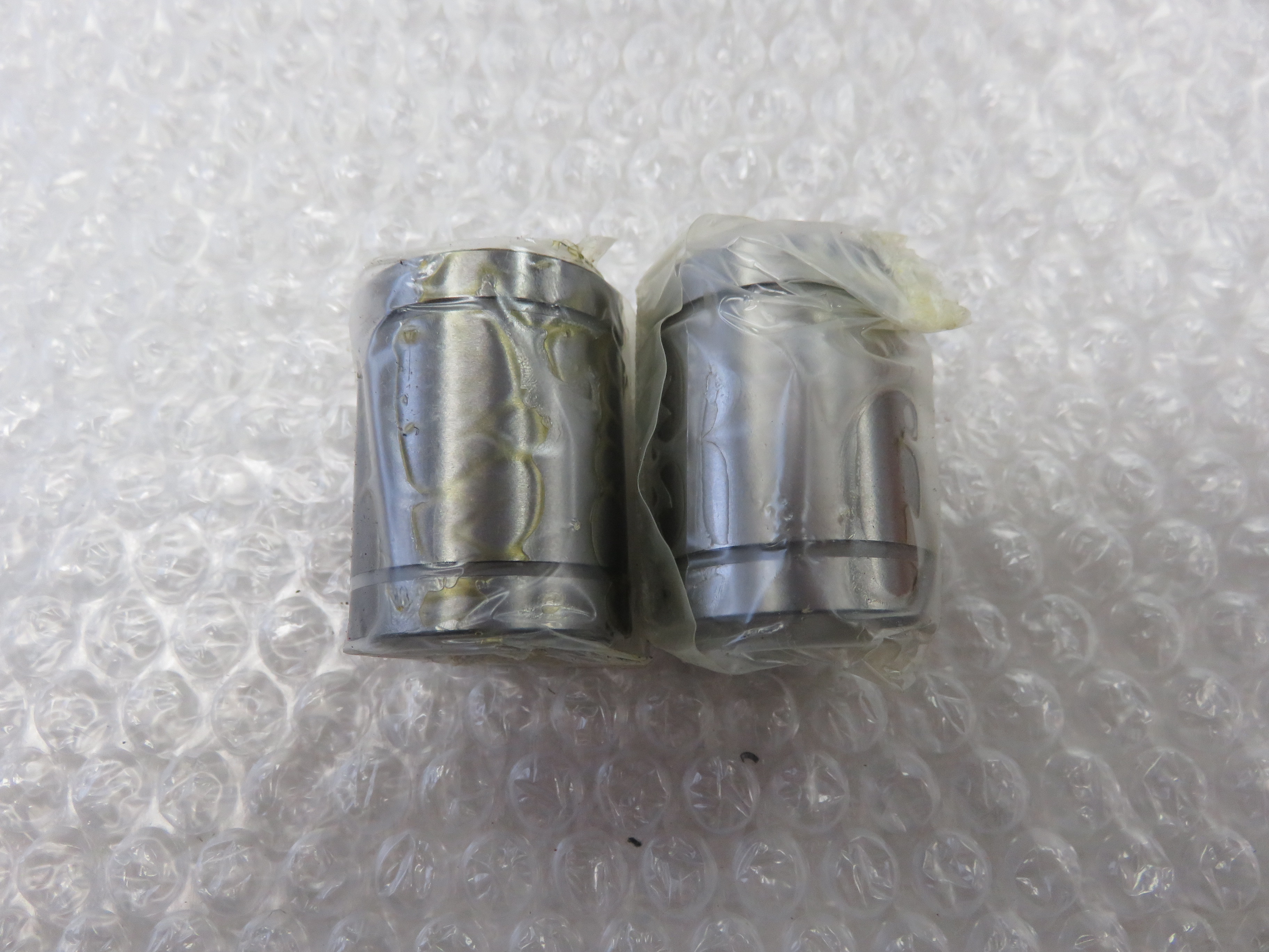 中古工具 【リニアブッシュ】LM20UU THK