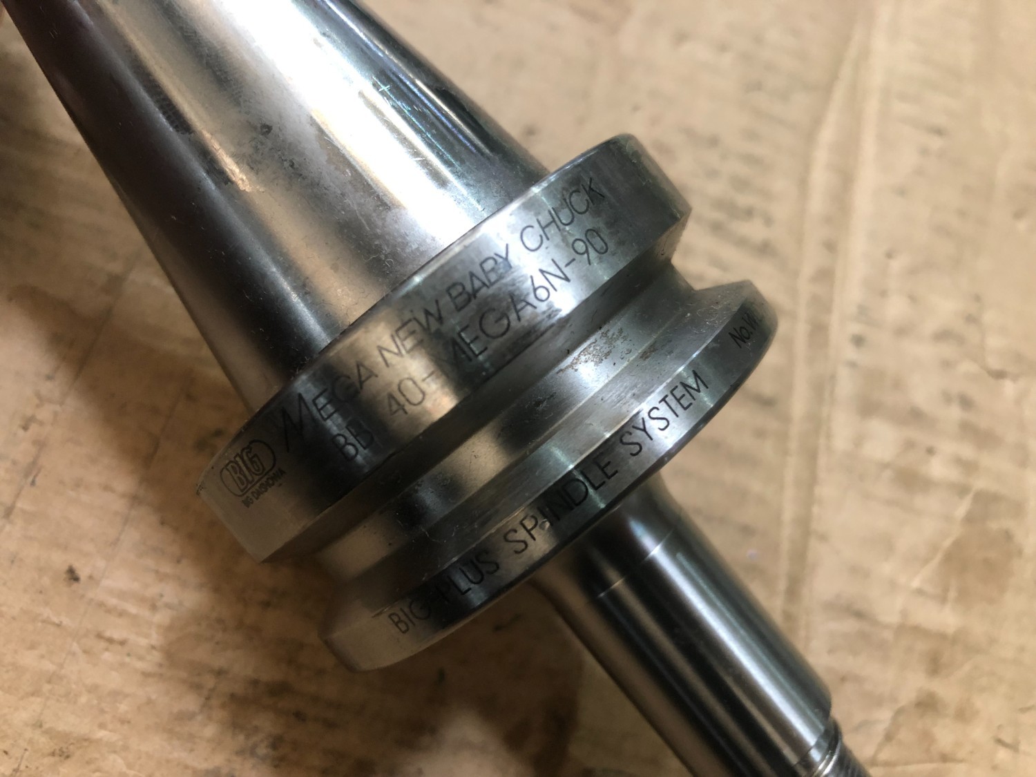中古BT40  メガニューべビーチャック　BBT40-MEGA6N-90 大昭和精機