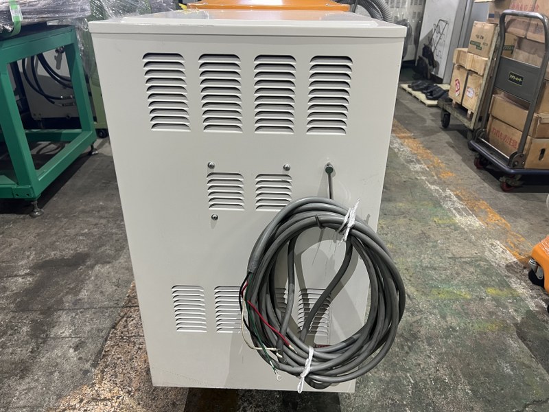 中古その他の機械 【スイーンターボ （誘導電動機/業務用掃除機）】SSV-203A スイデン