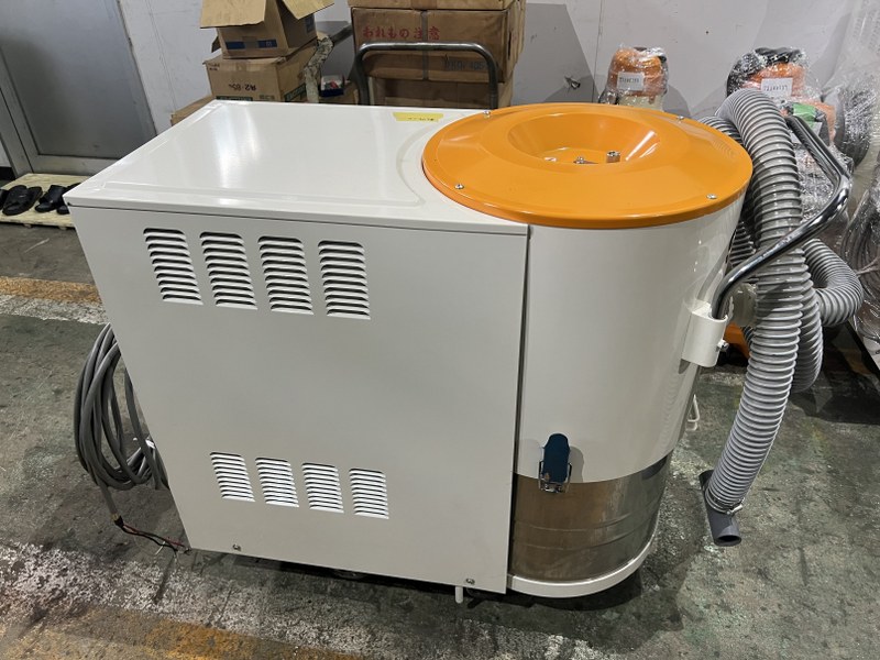 中古その他の機械 【スイーンターボ （誘導電動機/業務用掃除機）】SSV-203A スイデン