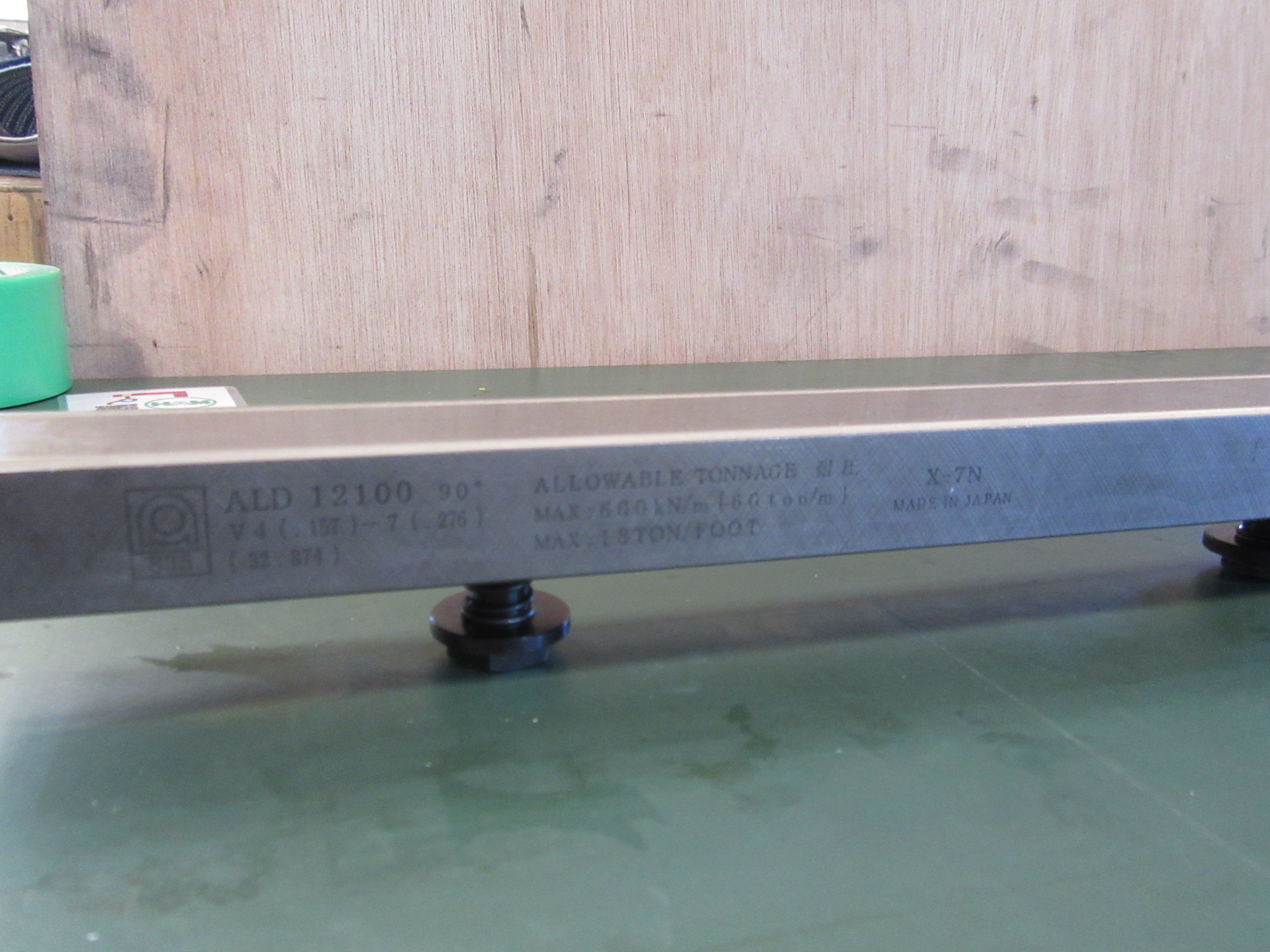 中古その他鈑金機械 V4/7mm アマダ