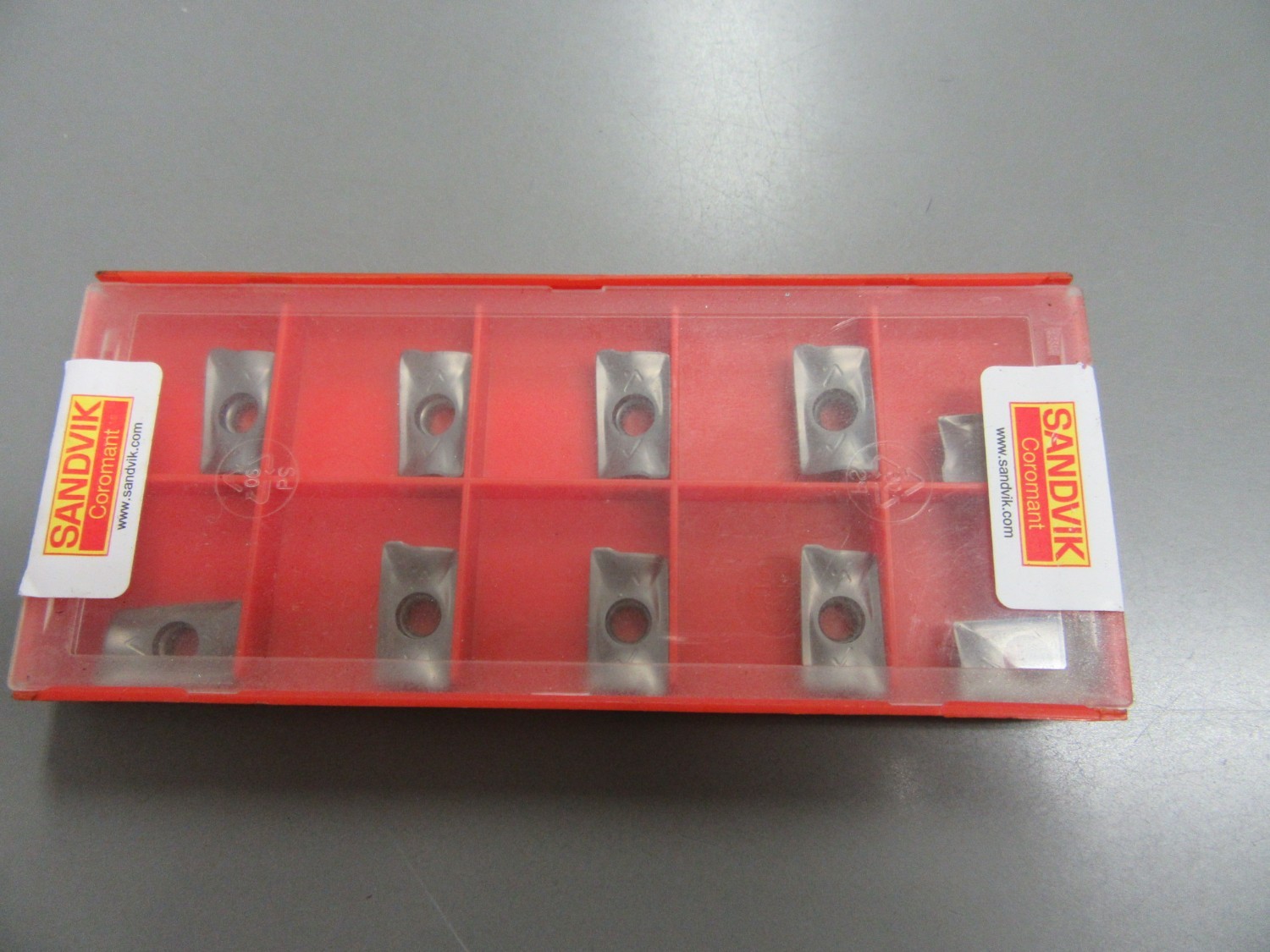 中古Cutting Exchange Chip CoroMill 390-17 フライス加工用チップ R390-17 040E-KL H13A   Sandvik 