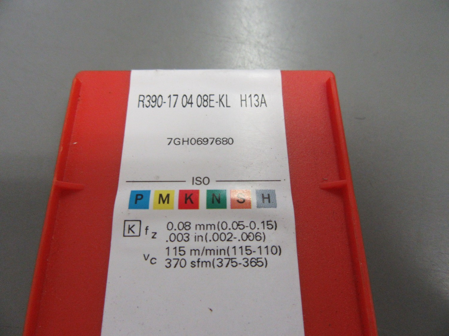 中古Cutting Exchange Chip CoroMill 390-17 フライス加工用チップ R390-17 040E-KL H13A   Sandvik 