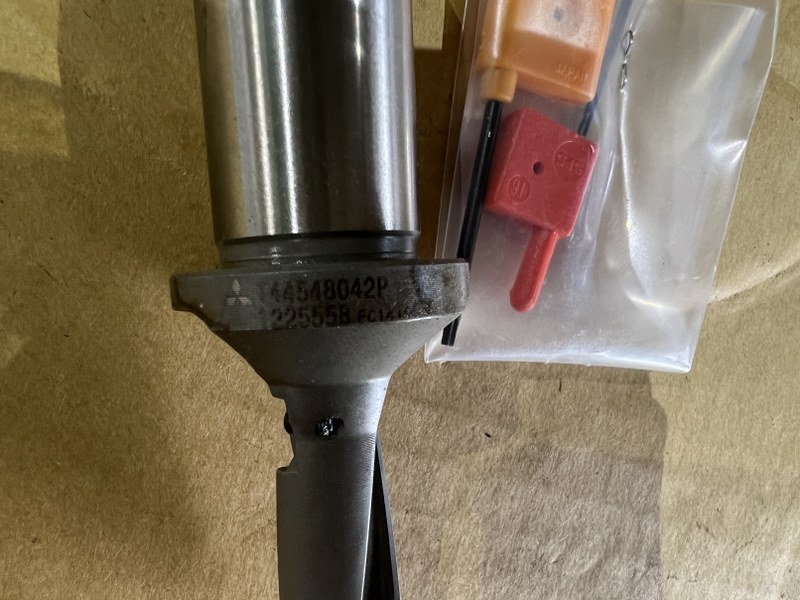 中古Indexable drill 【ドリル刃先交換式】T44548042P 三菱マテリアル/Mitsubishi Materials