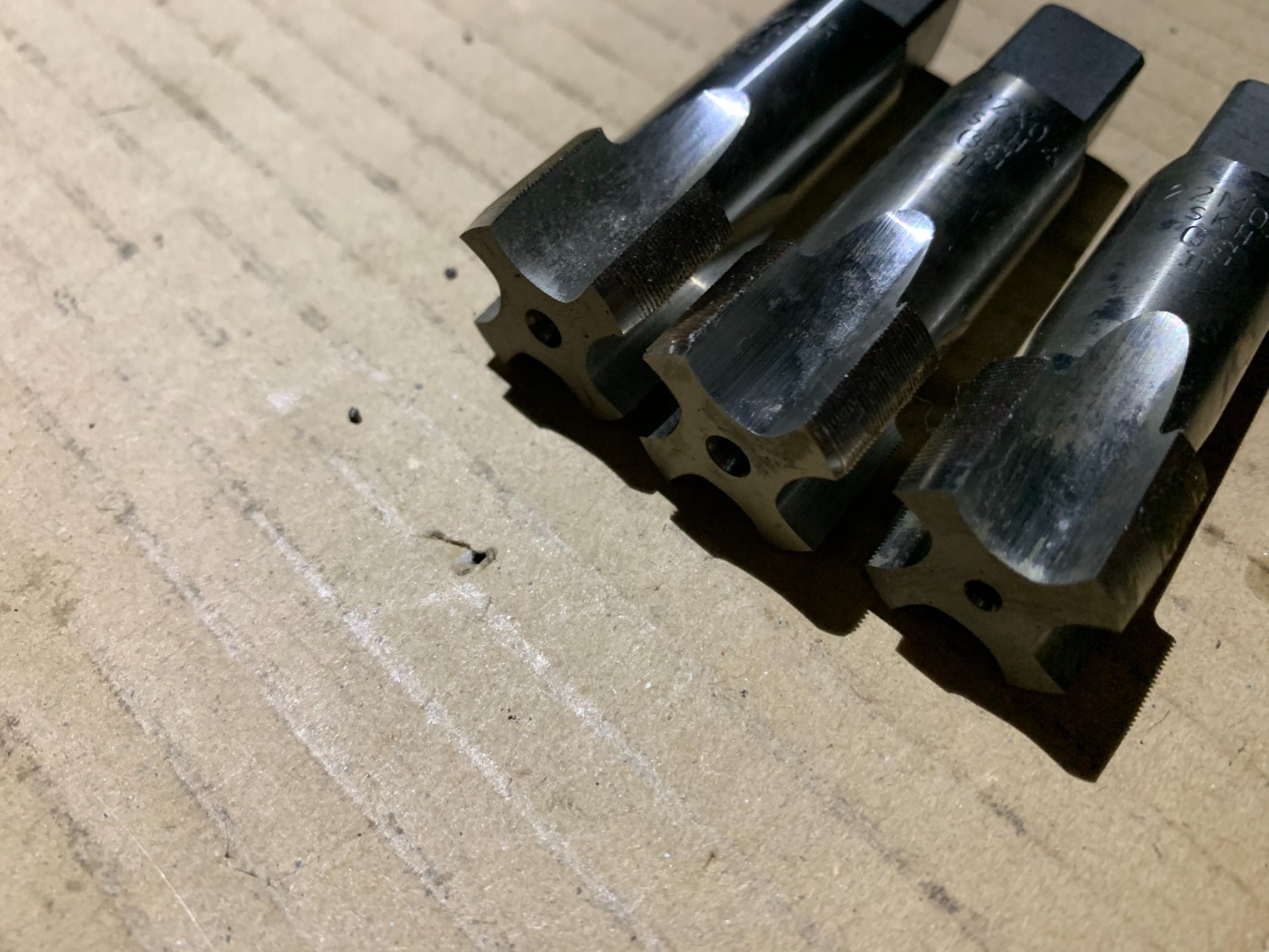 中古タップ 【ハンドタップ】（3本） M22x0.5  (SKH)   OSG オーエスジー