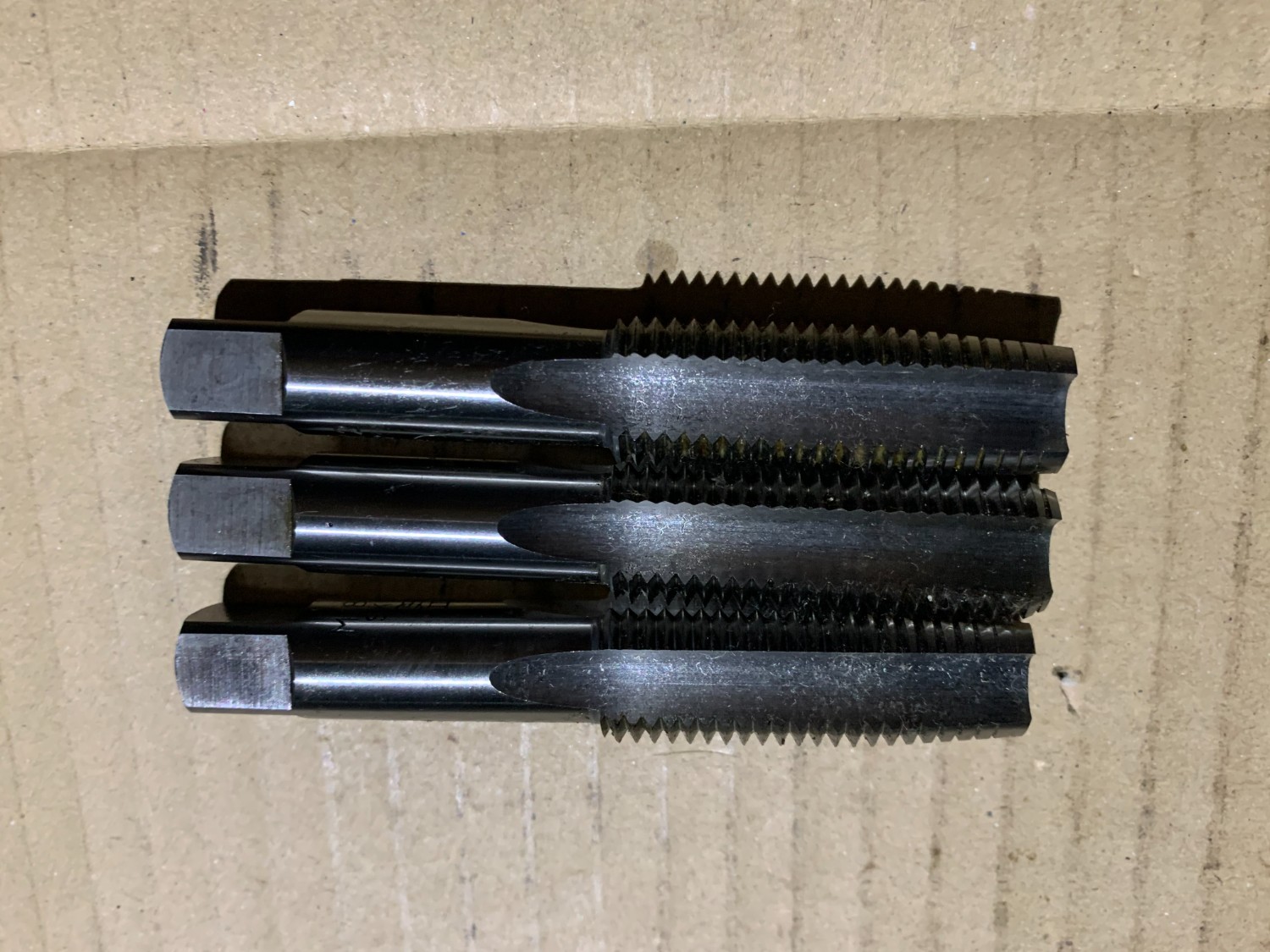 中古Tap 【ハンドタップ】（3本）M18x2 (SKS2) OSG オーエスジー