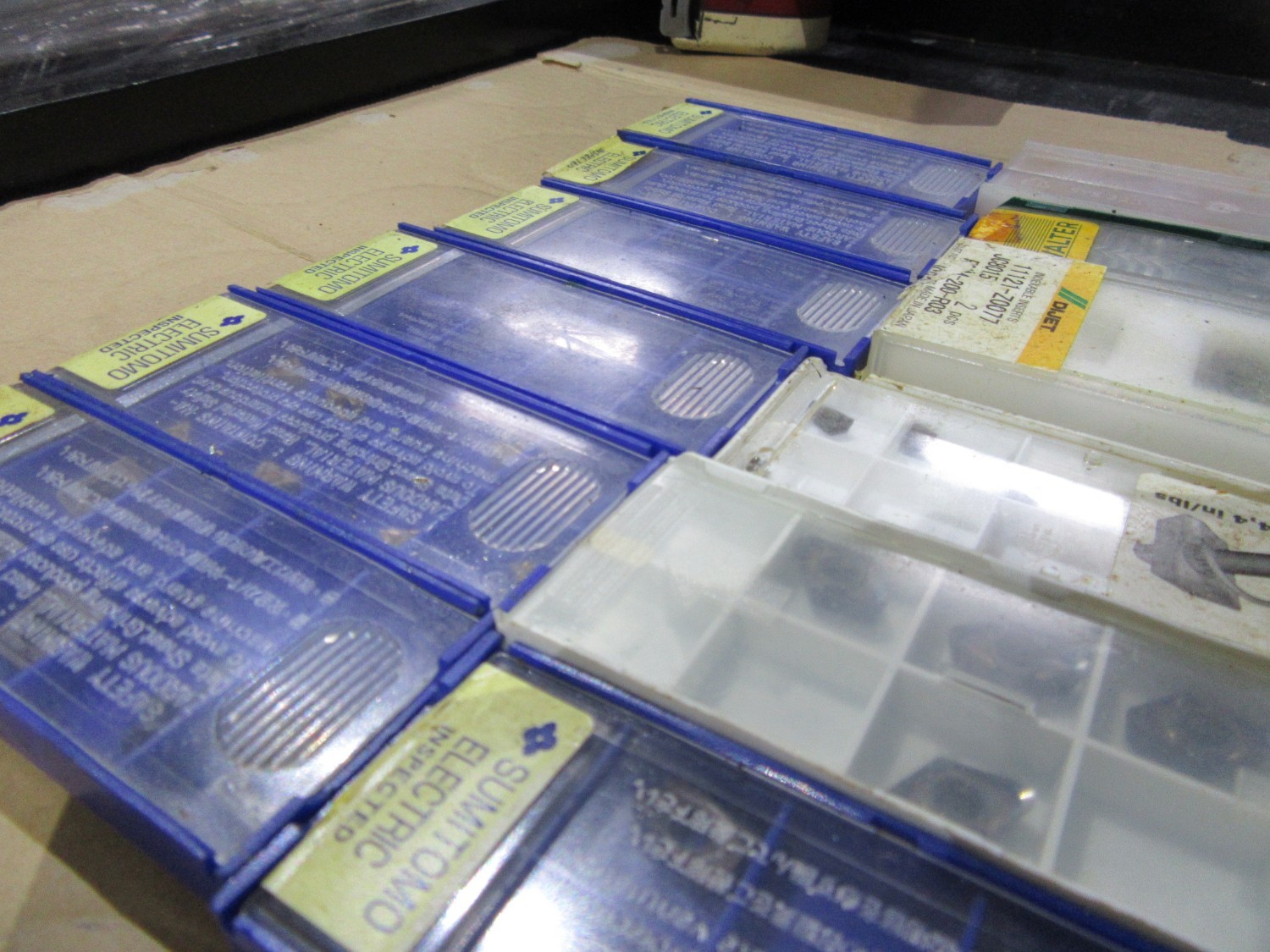 中古Cutting Exchange Chip 【チップ】1山 様々