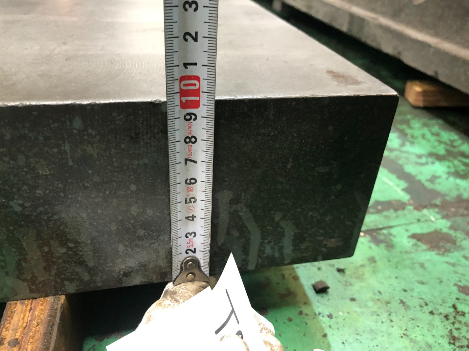 中古Iron surface plate  【鉄定盤】740ｘ590ｘ100ｍｍ　キズ有り 不明