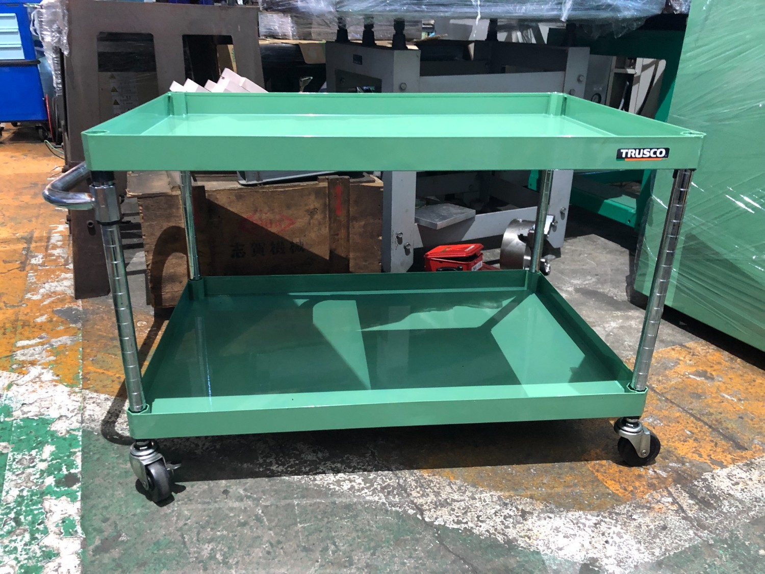 中古Workbench and Surface plates ラビットワゴン　2段 610x900x615mm  TRUSCO 