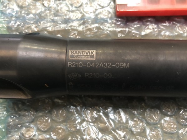 中古Other Screw tools 【正面フライスカッター】コロミル210　R210-042A32-09M サンドビック/Sandvik