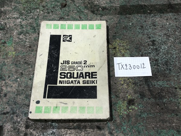 中古Other(Measuring tools・Standards・ Testing machine) [スコヤ]JIS2級250m/m  新潟精機株式会社