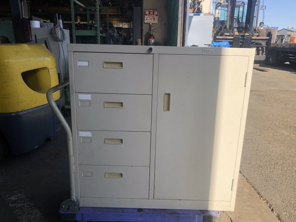 中古手工具・収納 【足踏台(すべり止めマット付)】SA-0960N サカエ/SAKAE