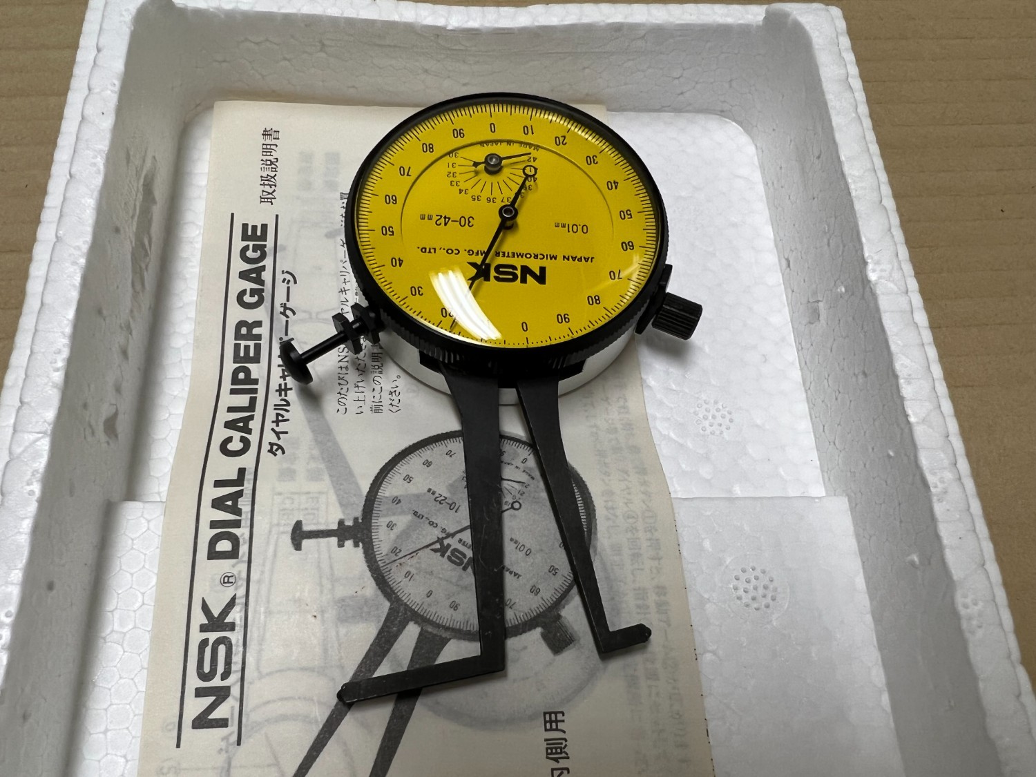 中古Dial gauge(Dial indicator) 【ダイヤルキャリパーゲージ】30-42mm(0.01) NSK/日本精工