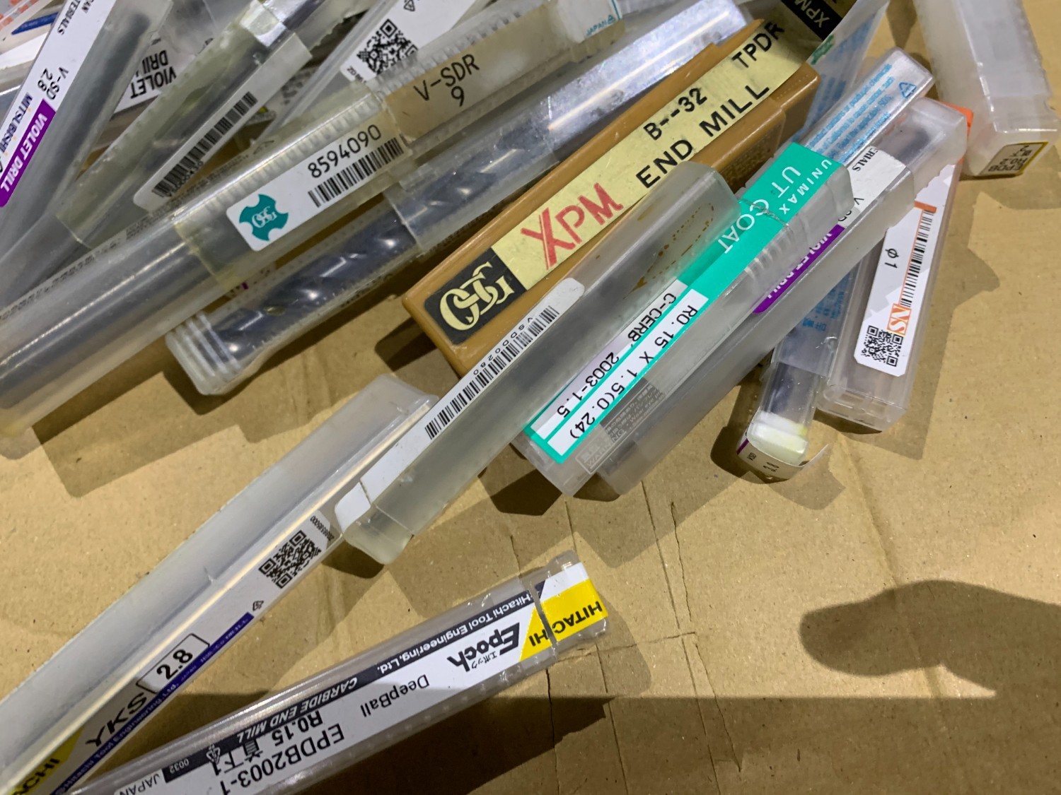 中古お買い得品・1山販売等  【切削工具1山】 不明