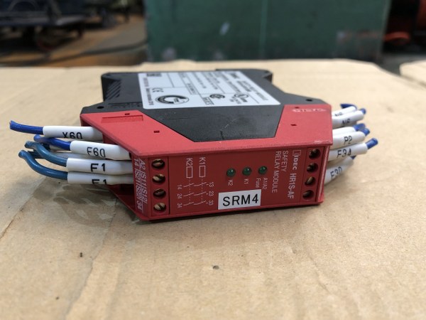 中古その他 [安全リレーモジュール]HR1S-AF5130B IDEC