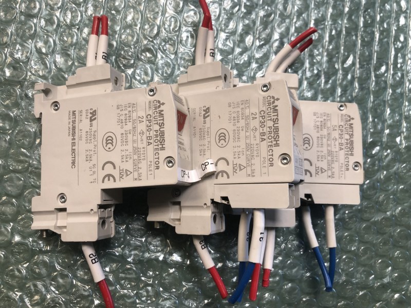 中古お買い得品・1山販売等 【サーキットプロテクタ】CP30-BA(3個) 三菱/MITSUBISHI