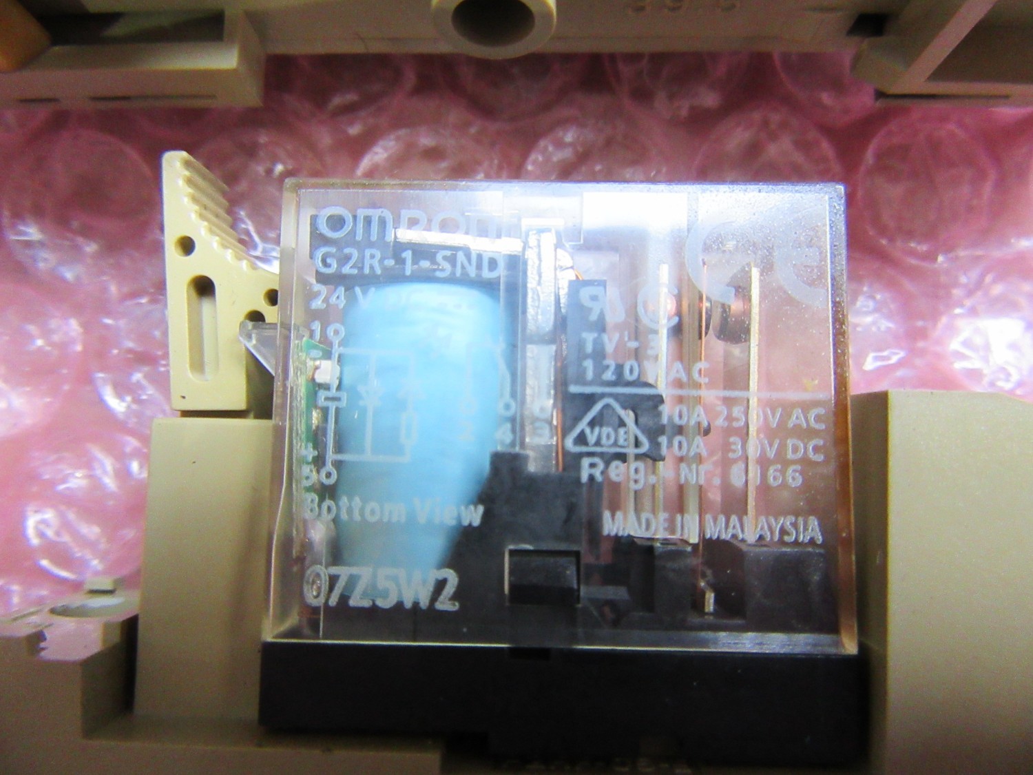 中古その他 【ミニパワーリレー3個】G2R-1-SND(24VDC) オムロン