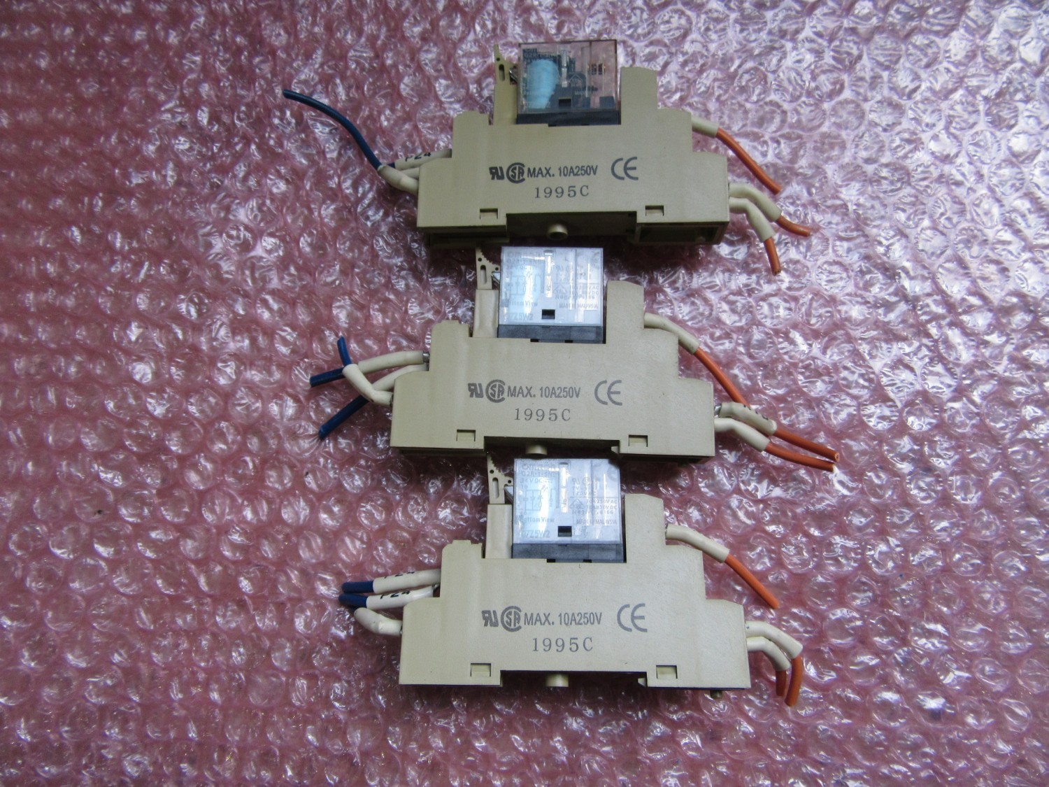中古その他 【ミニパワーリレー3個】 G2R-1-SND(24VDC) オムロン